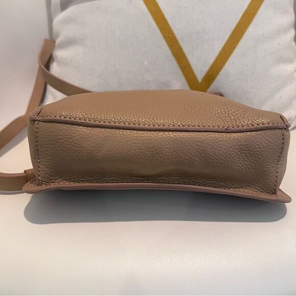 Rebecca Minkoff Darren Pebbled Leather Shoulder Bag Driftwood NEW Gold Hardware - Picture 10 of 11